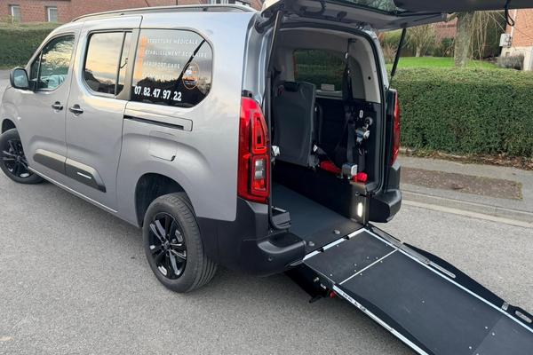Transport PMR à Jenlain : votre solution de mobilité